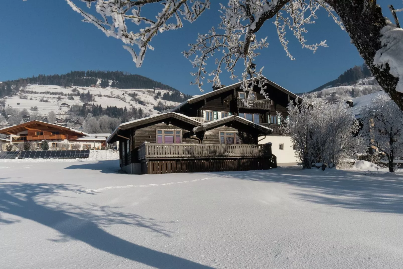 Steindorf-Exterior winter