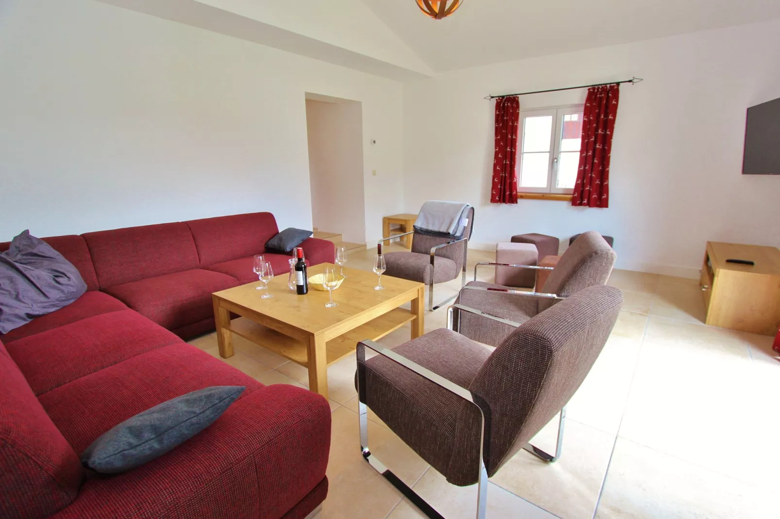 Steindorf-Living room