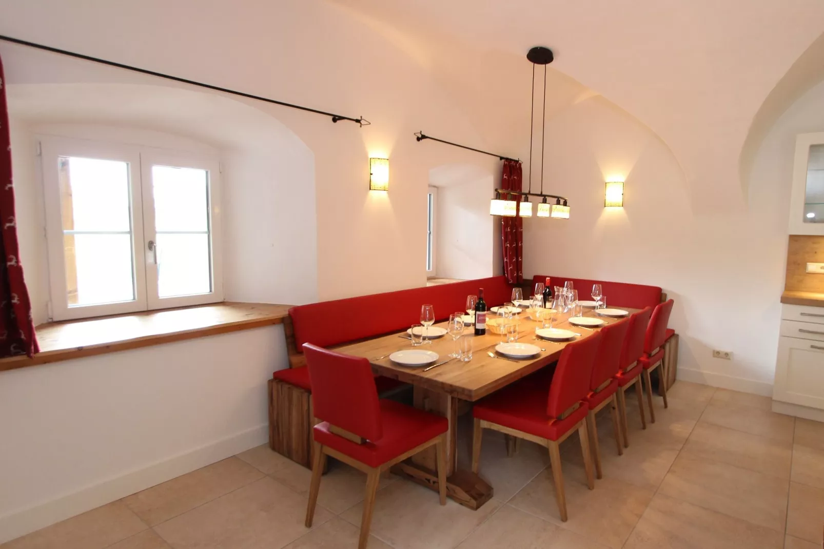 Steindorf-Dining room