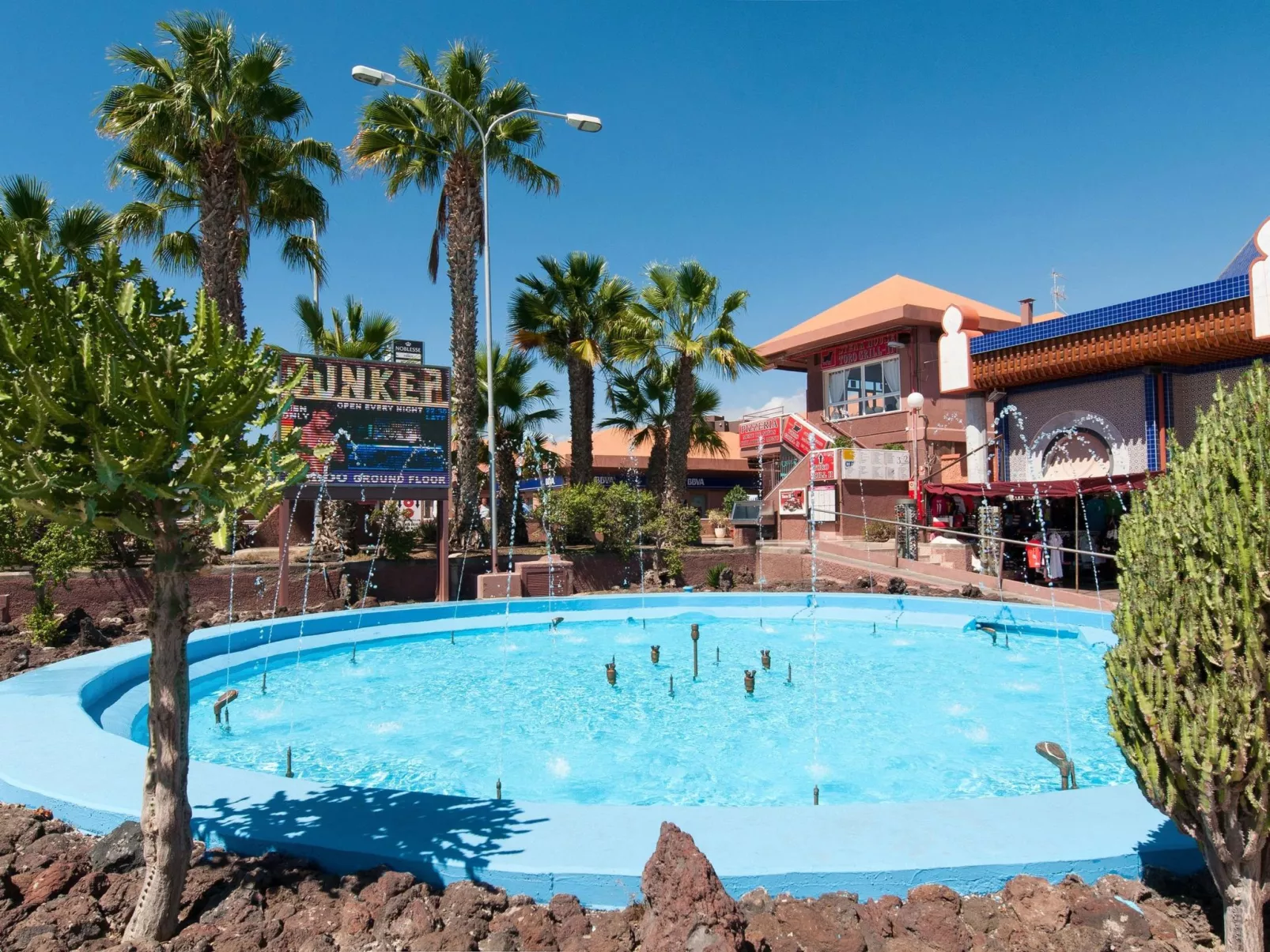 Sun Club EM259A-Dehors