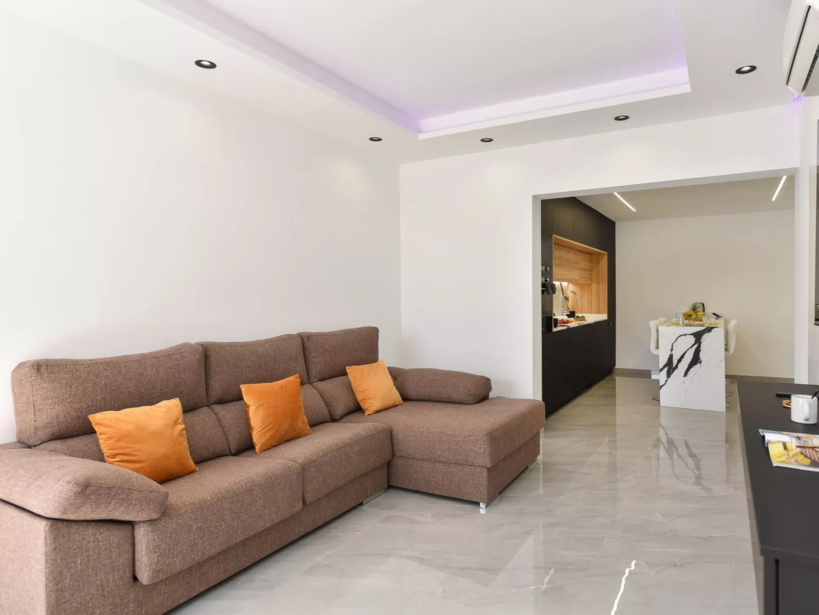 Villa Aisha-Inside
