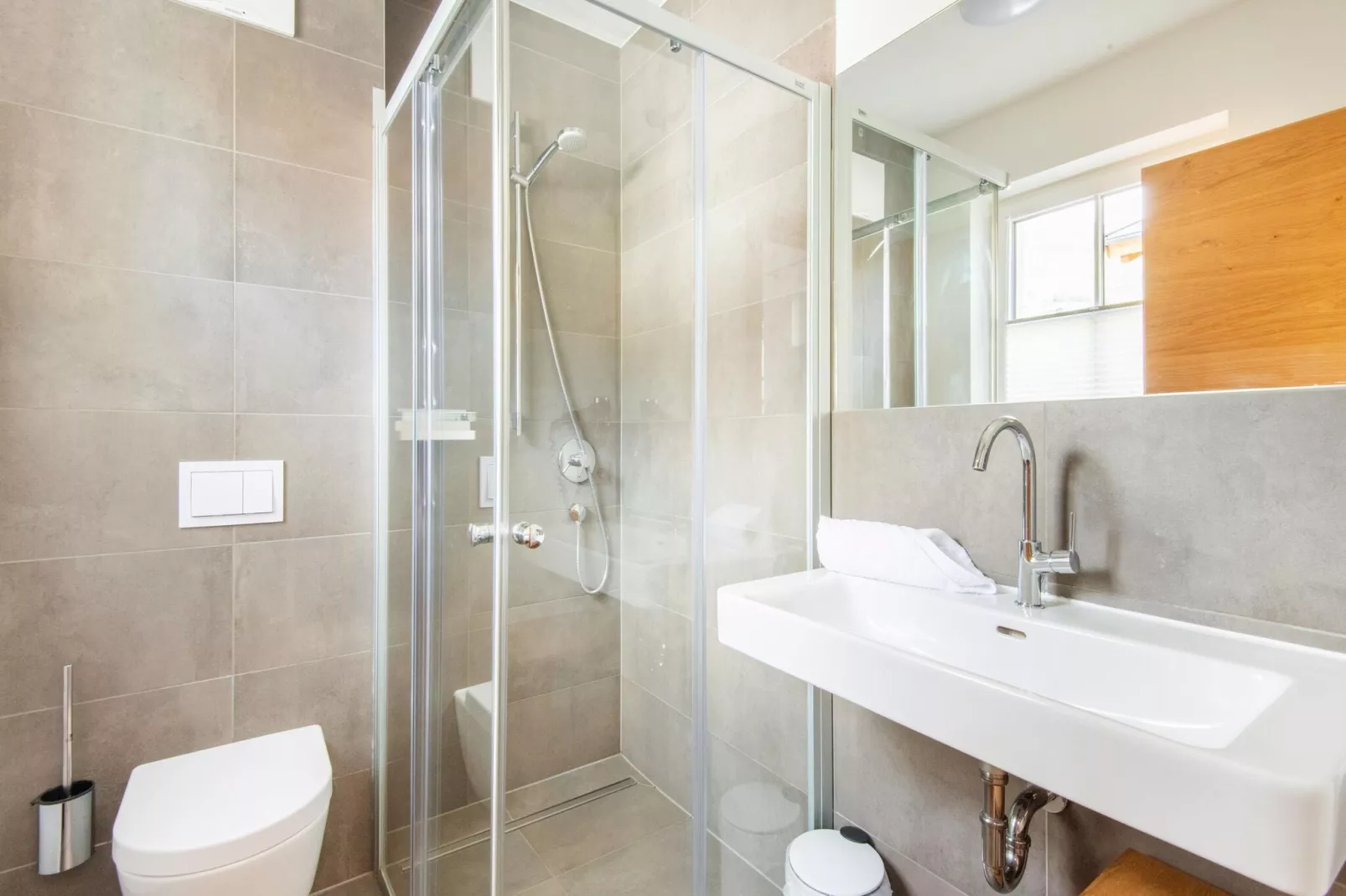 Chalet Flora-Bathroom