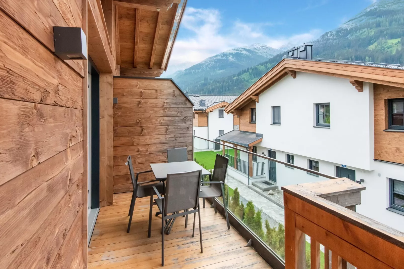Chalet Flora-Terrace balcony