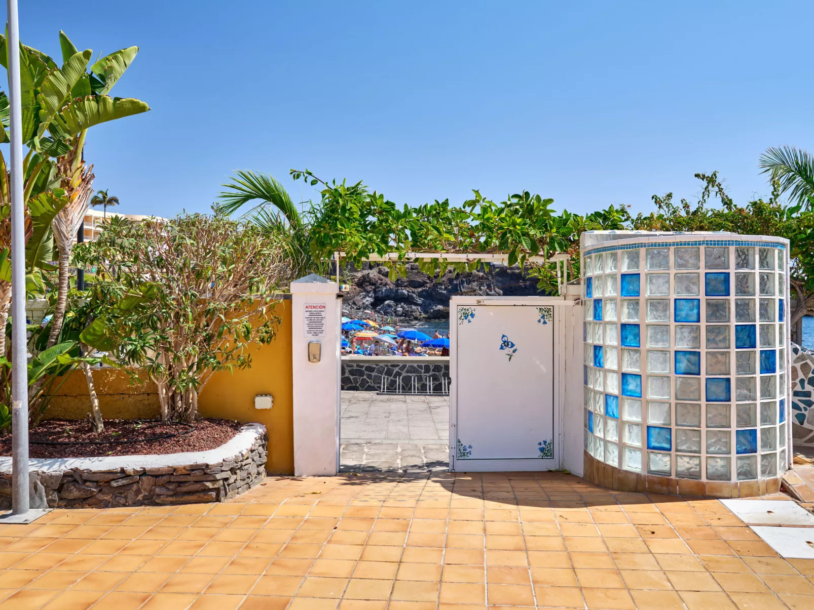 Sea View Neptuno-Outside