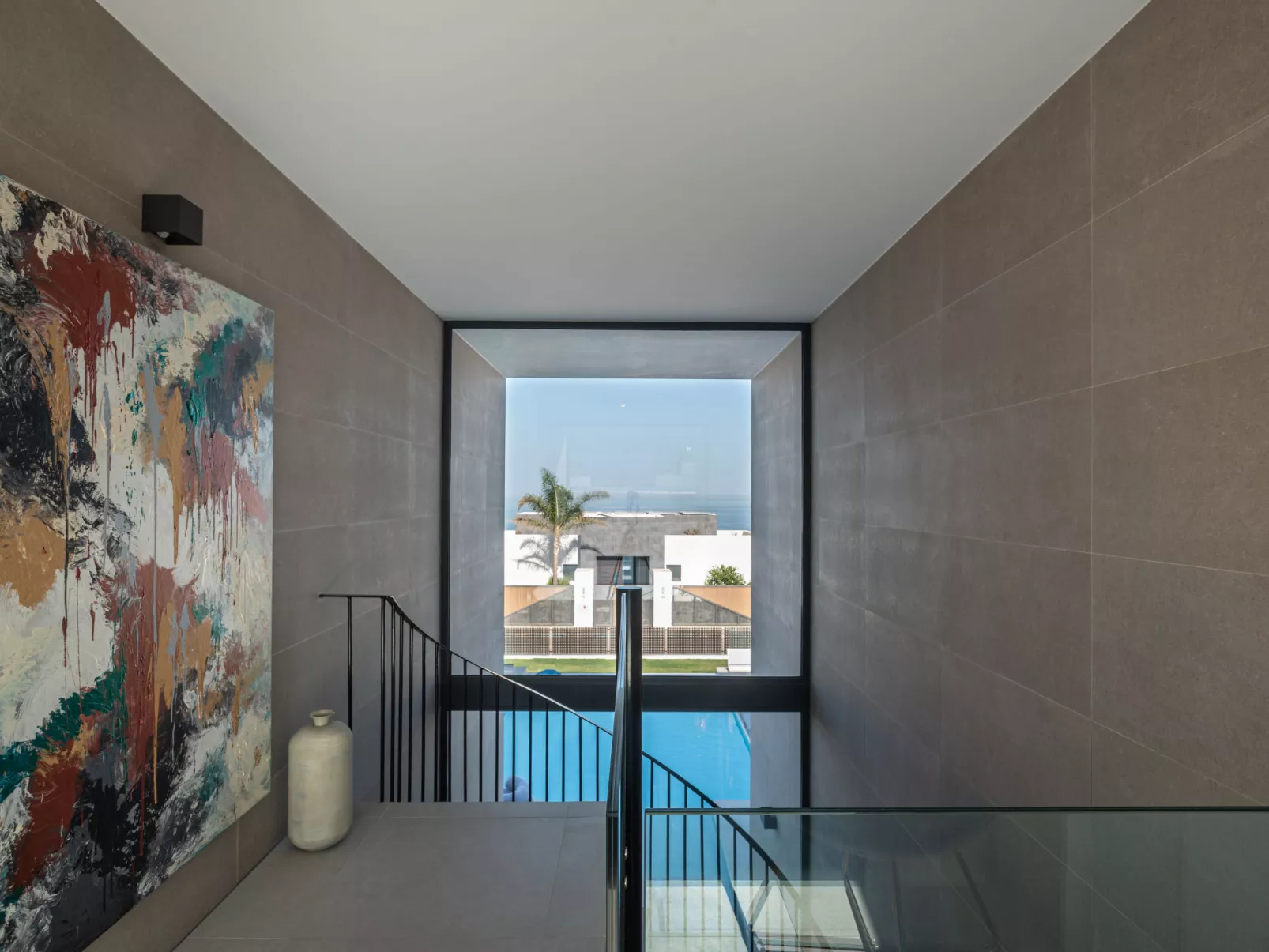 Villa Morris-Inside