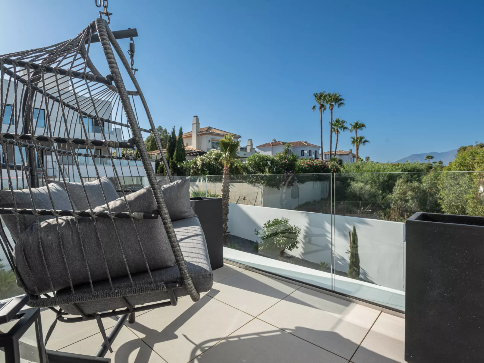 Villa Morris-Outside
