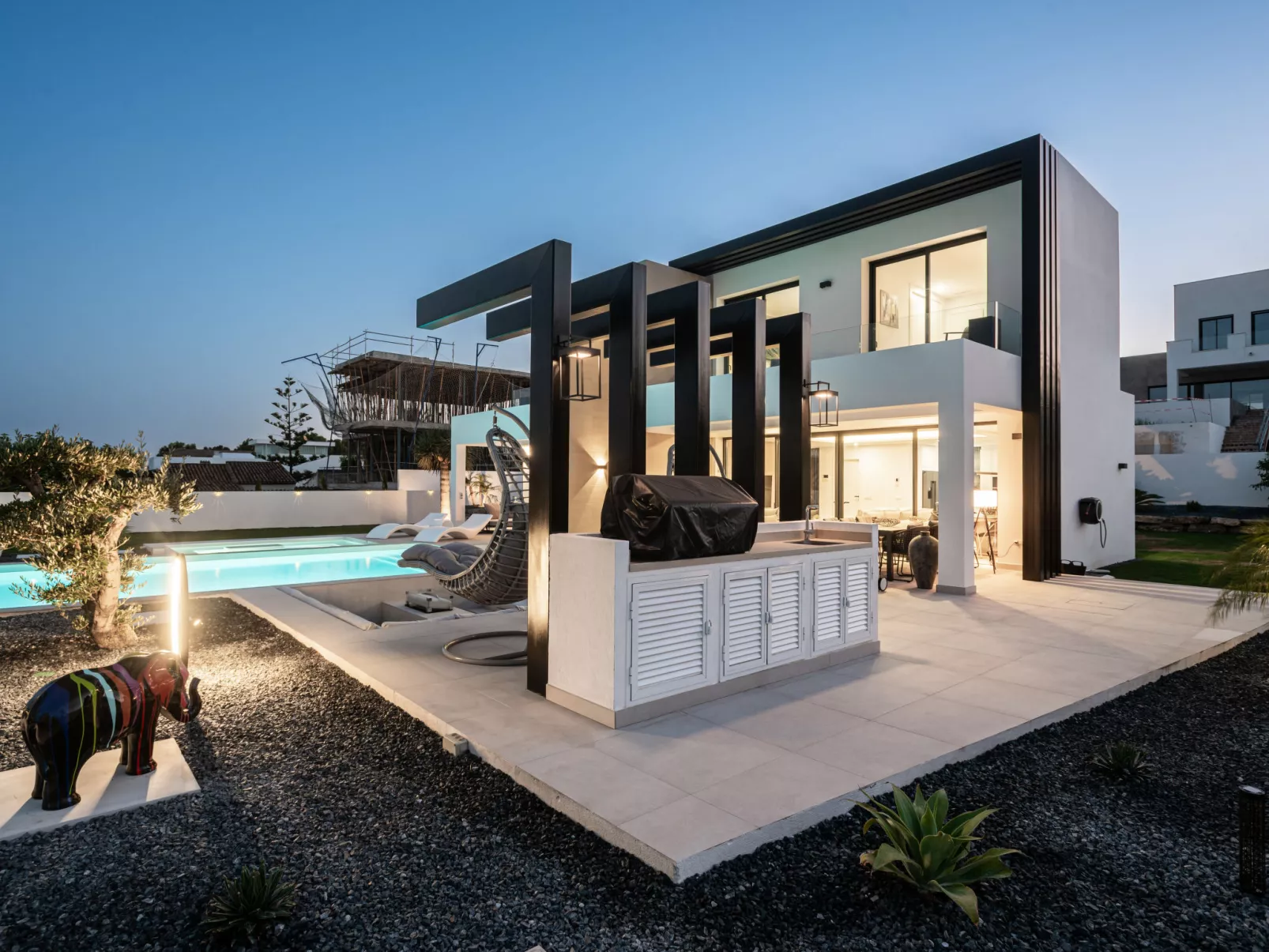 Villa Morris-Outside