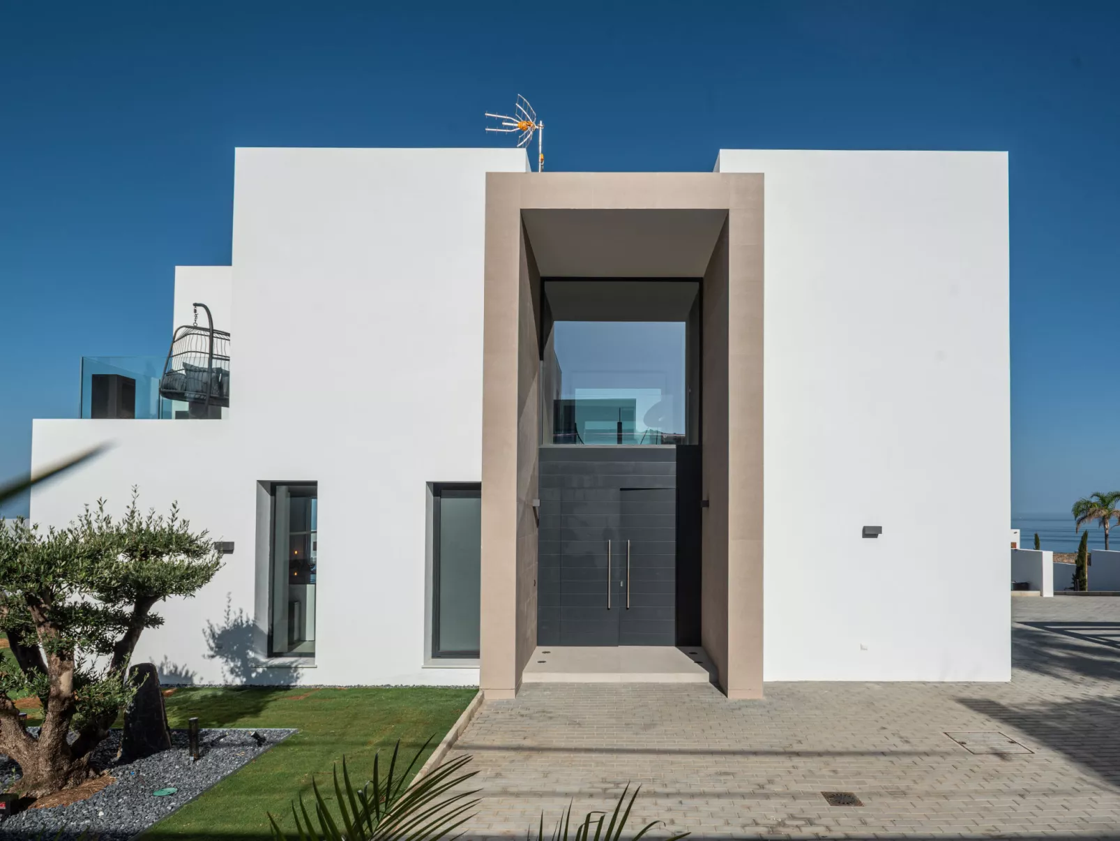 Villa Morris-Outside