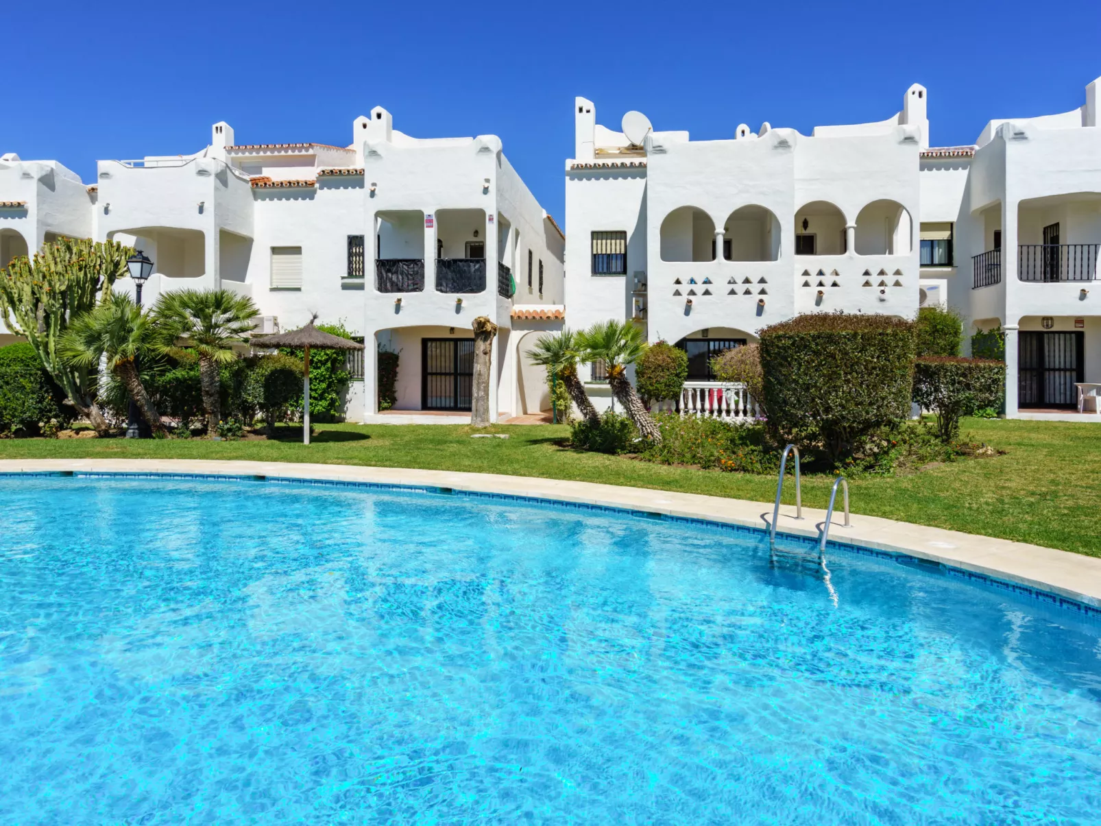 Andalucia Los Pinos-Outside