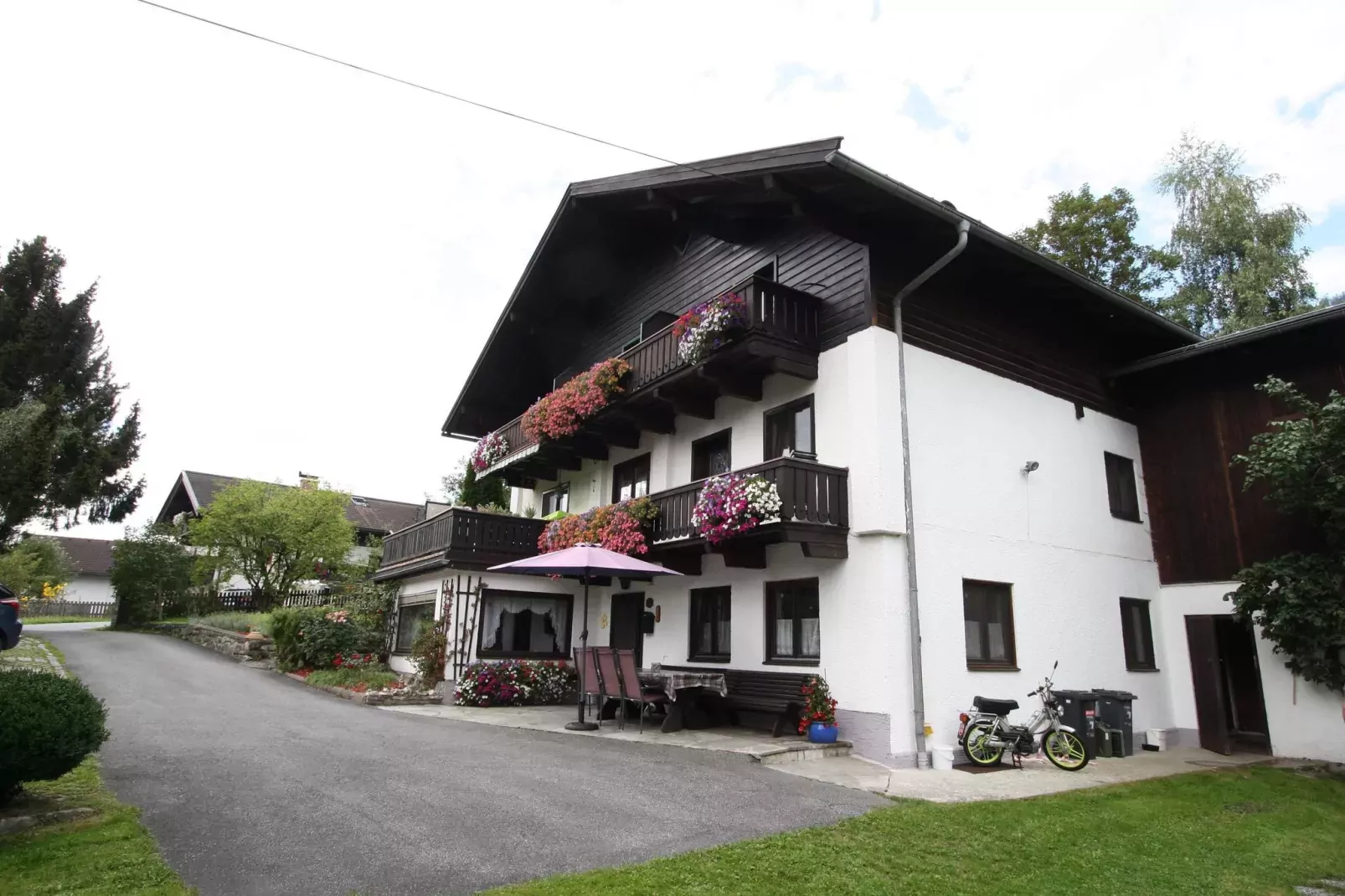 Unterstein 1-Exterior summer
