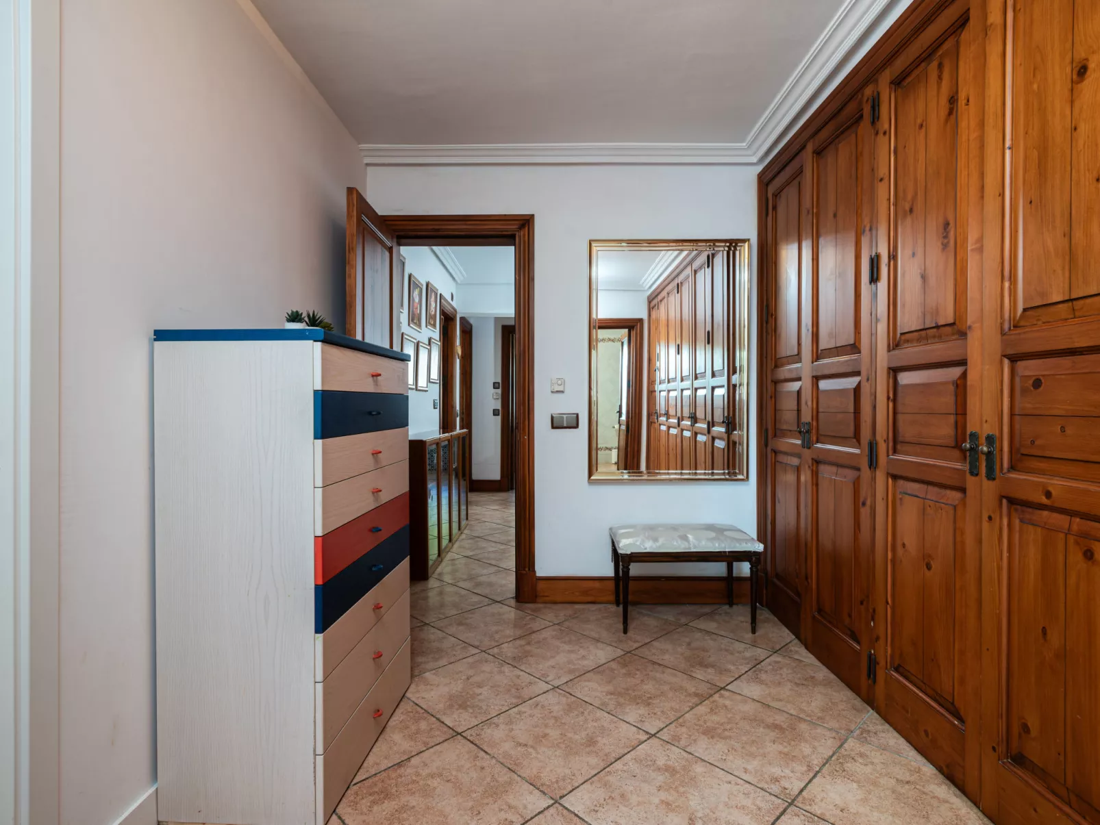 Villa Goval-Dedans
