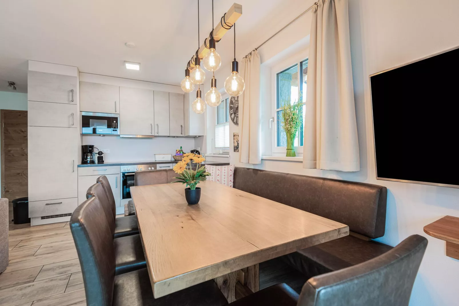 Chalet Lengberg B2-Dining room