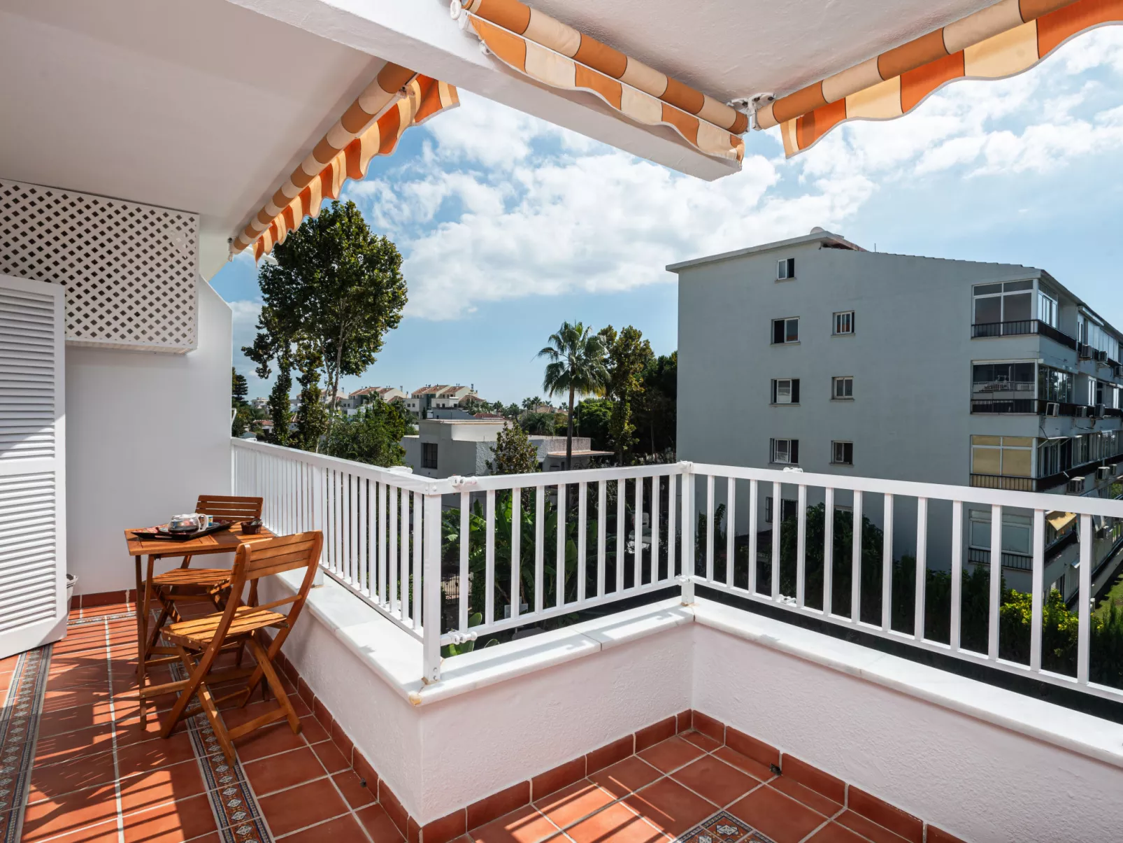 Sol de Marbella-Outside