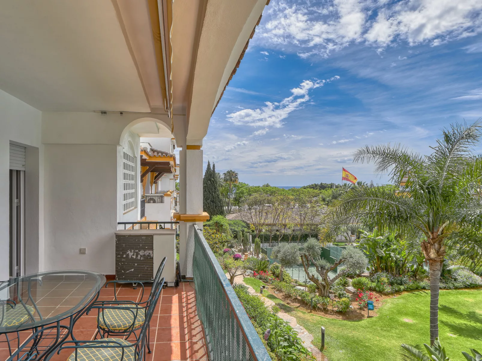 Hacienda Nagueles-Draußen