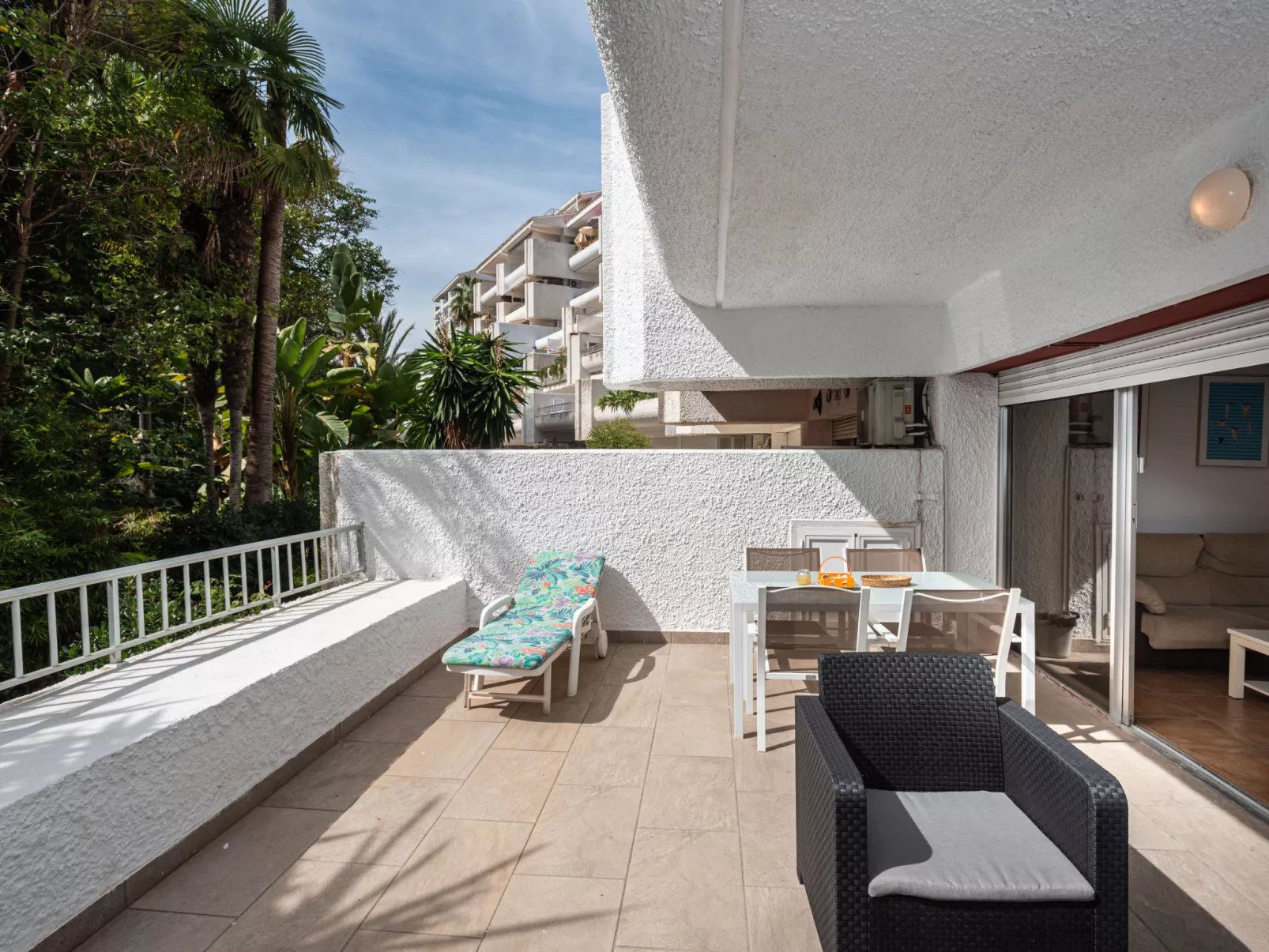 Jardines del Mar-Outside