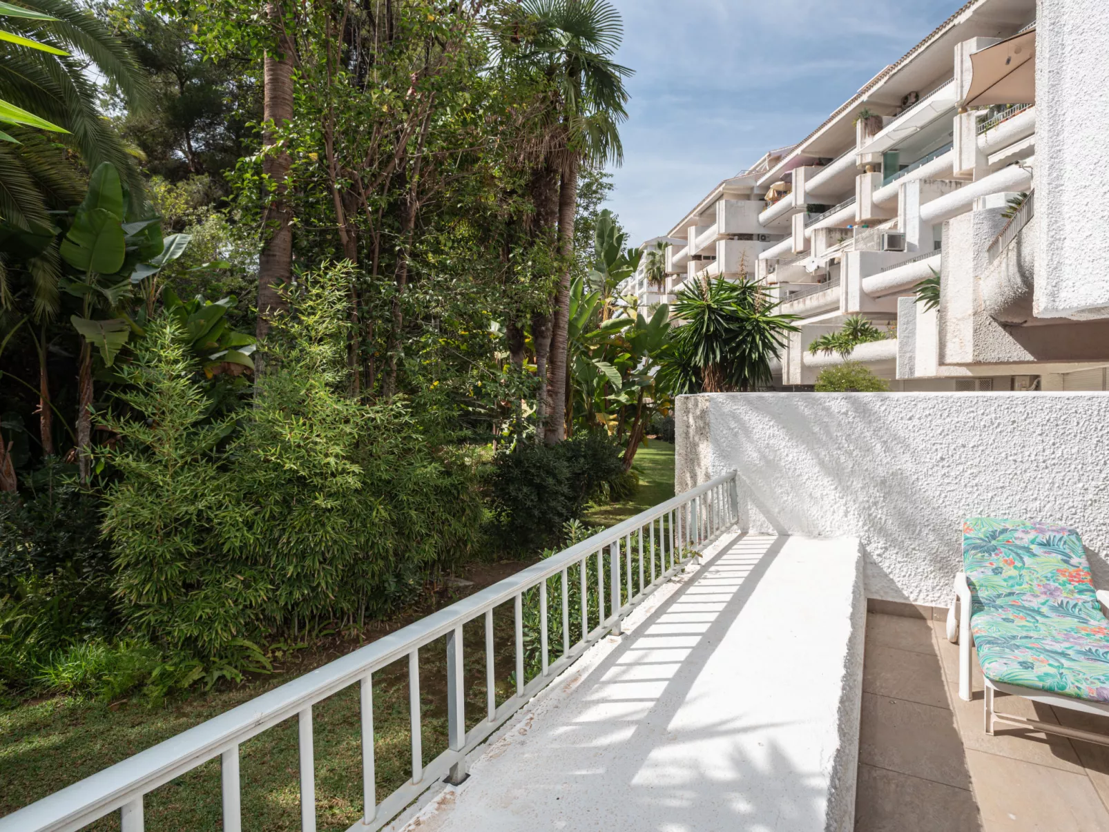 Jardines del Mar-Outside