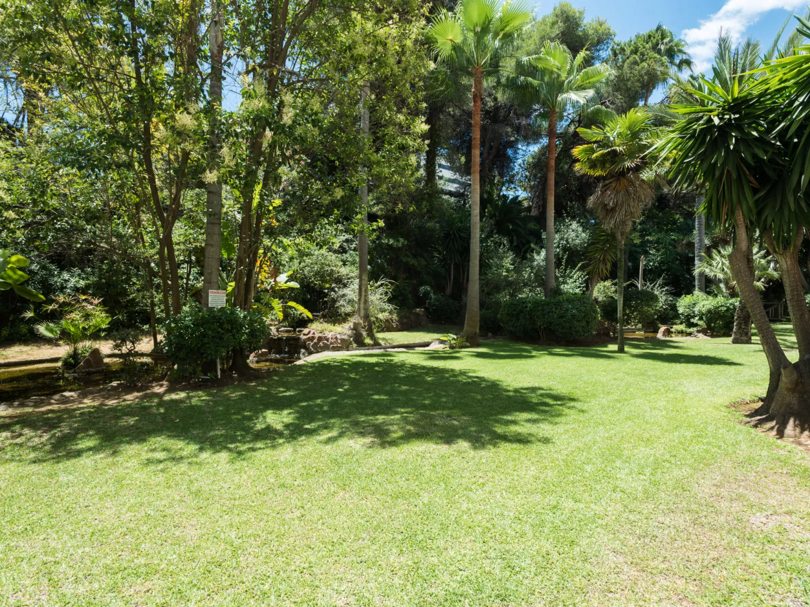 Jardines del Mar-Outside