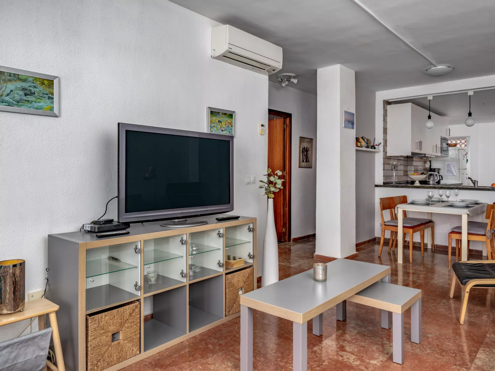 Fuengirola Beach View-Inside