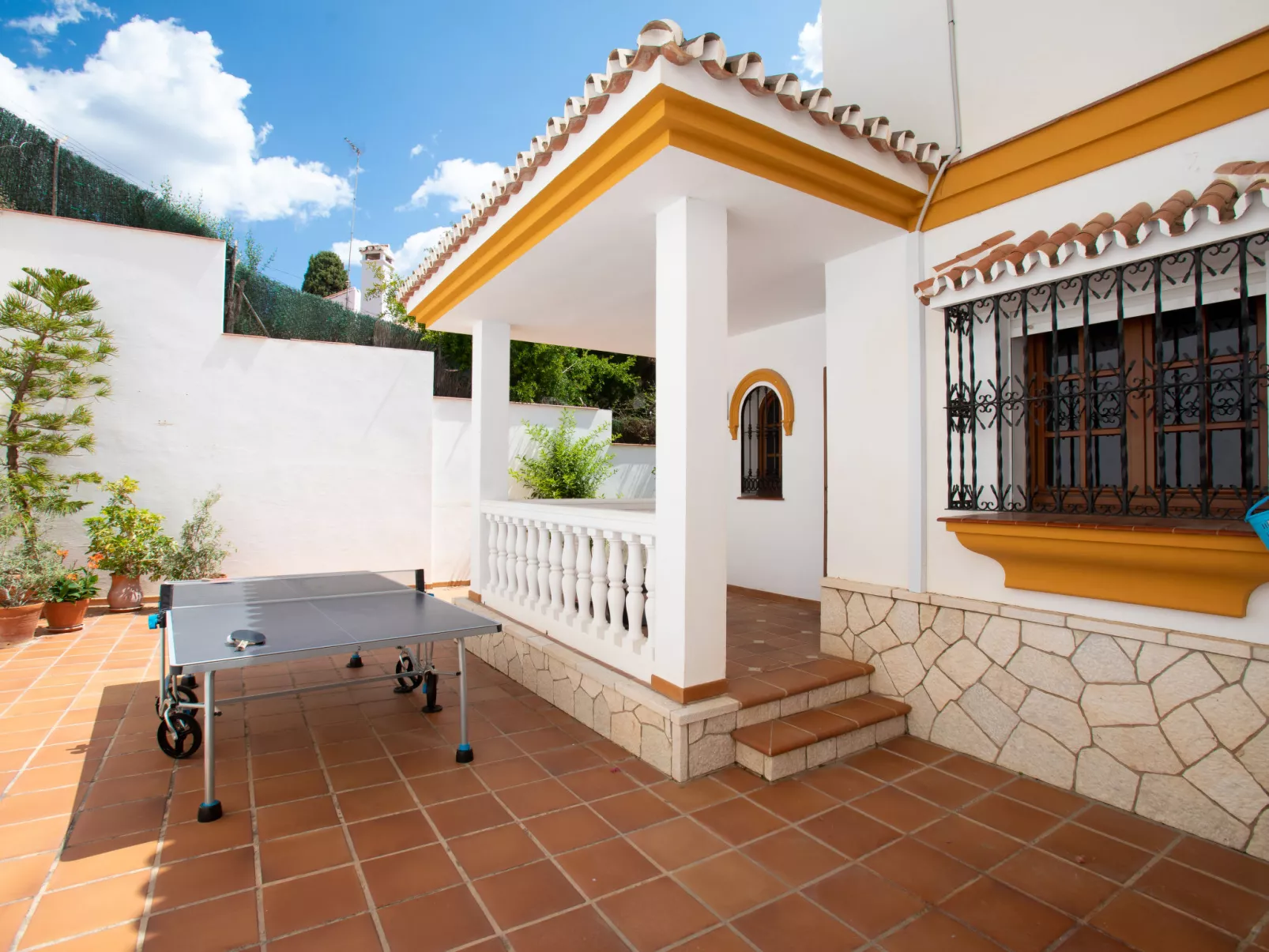 Fragata House-Outside