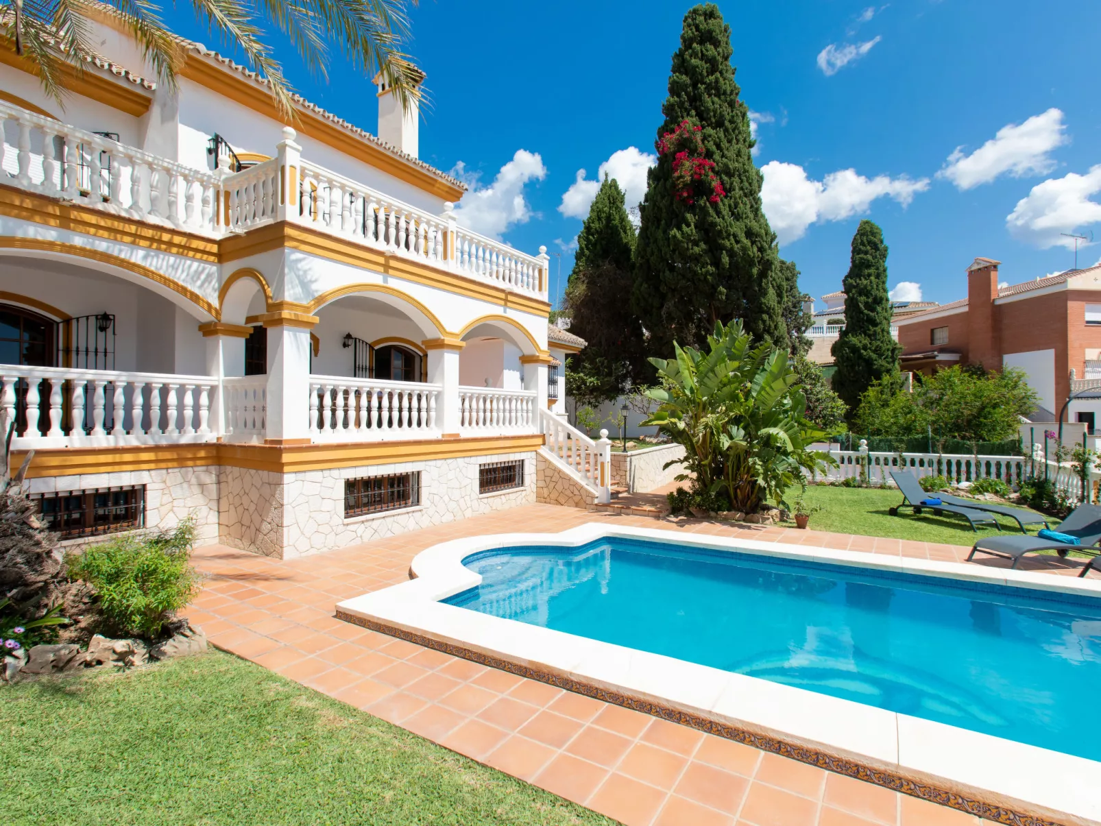 Fragata House-Outside