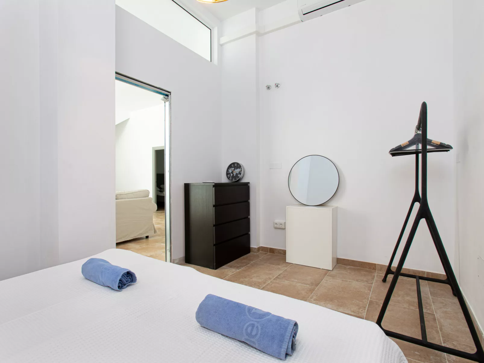 Aldea-Inside