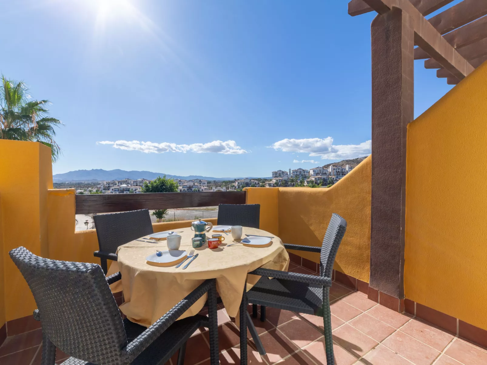 Lomas del Mar V-Outside