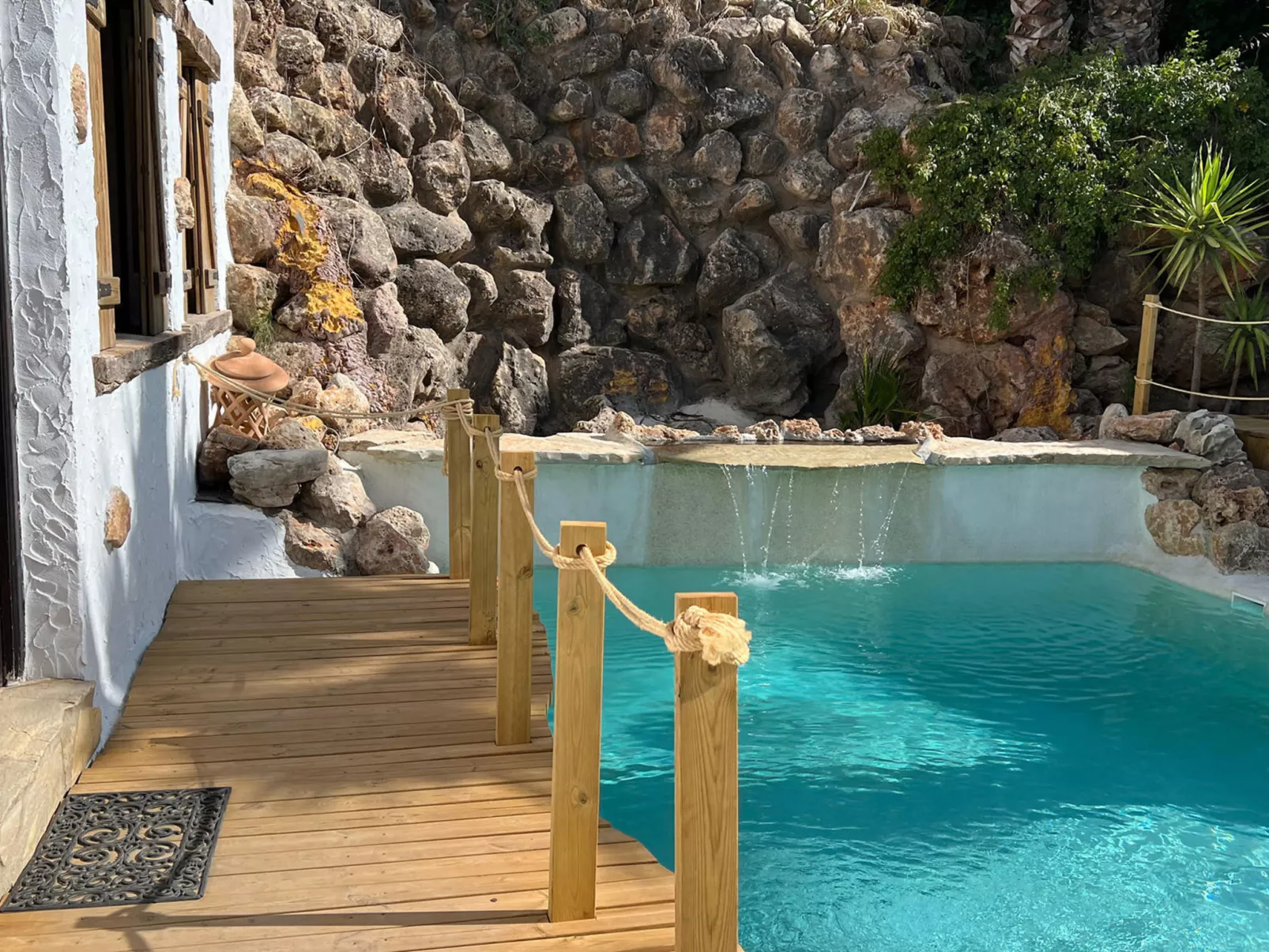 La Cascada-Outside