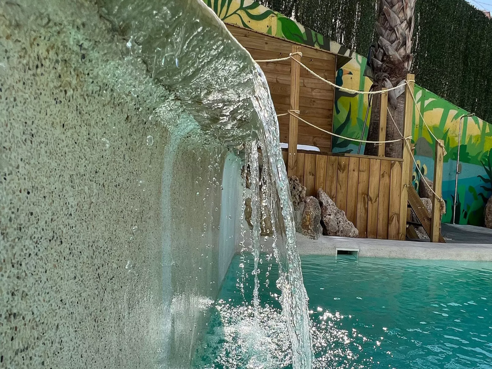 La Cascada-Outside