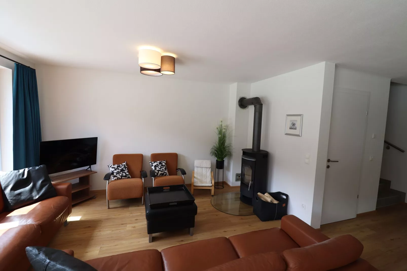 Haus Niedernsill-Living room