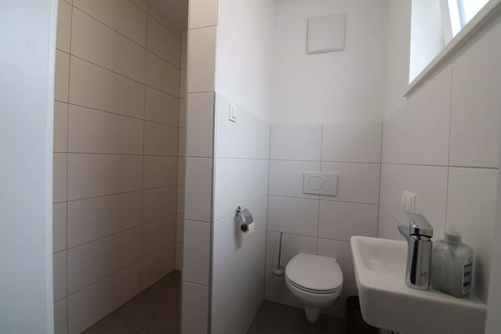 Haus Niedernsill-Bathroom