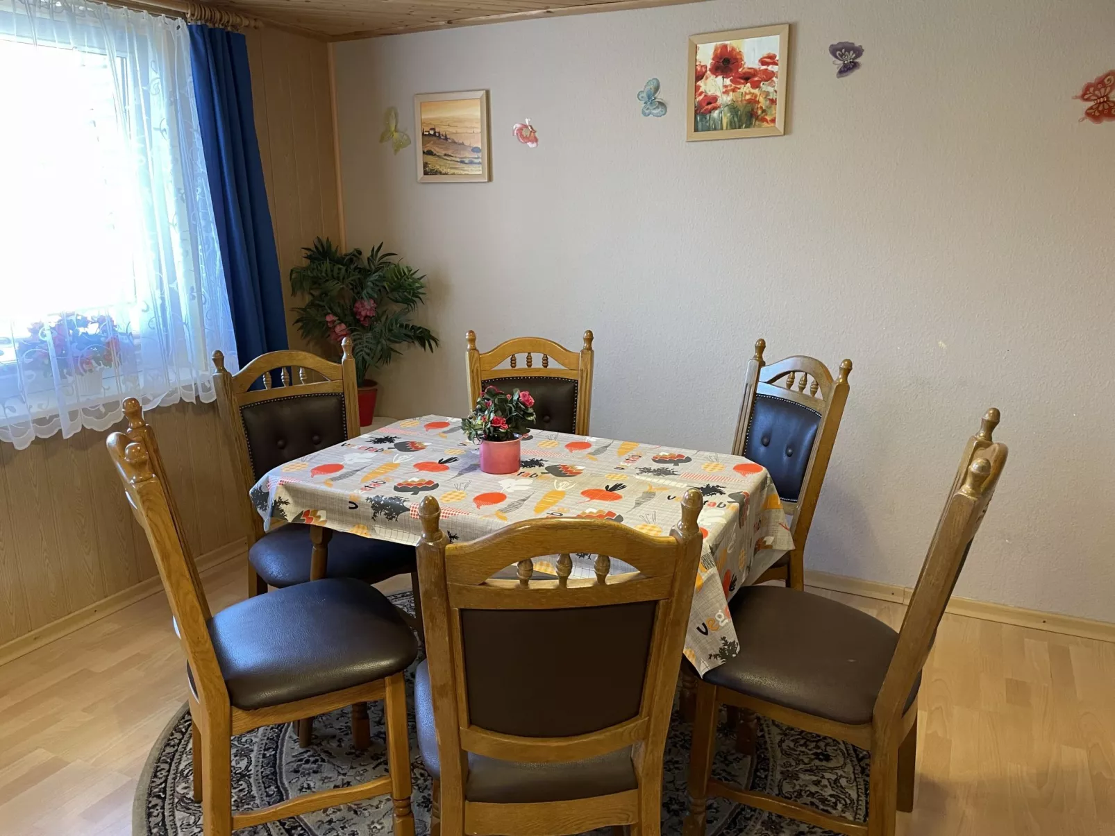 Old Hüsung (MUZ326)-Inside