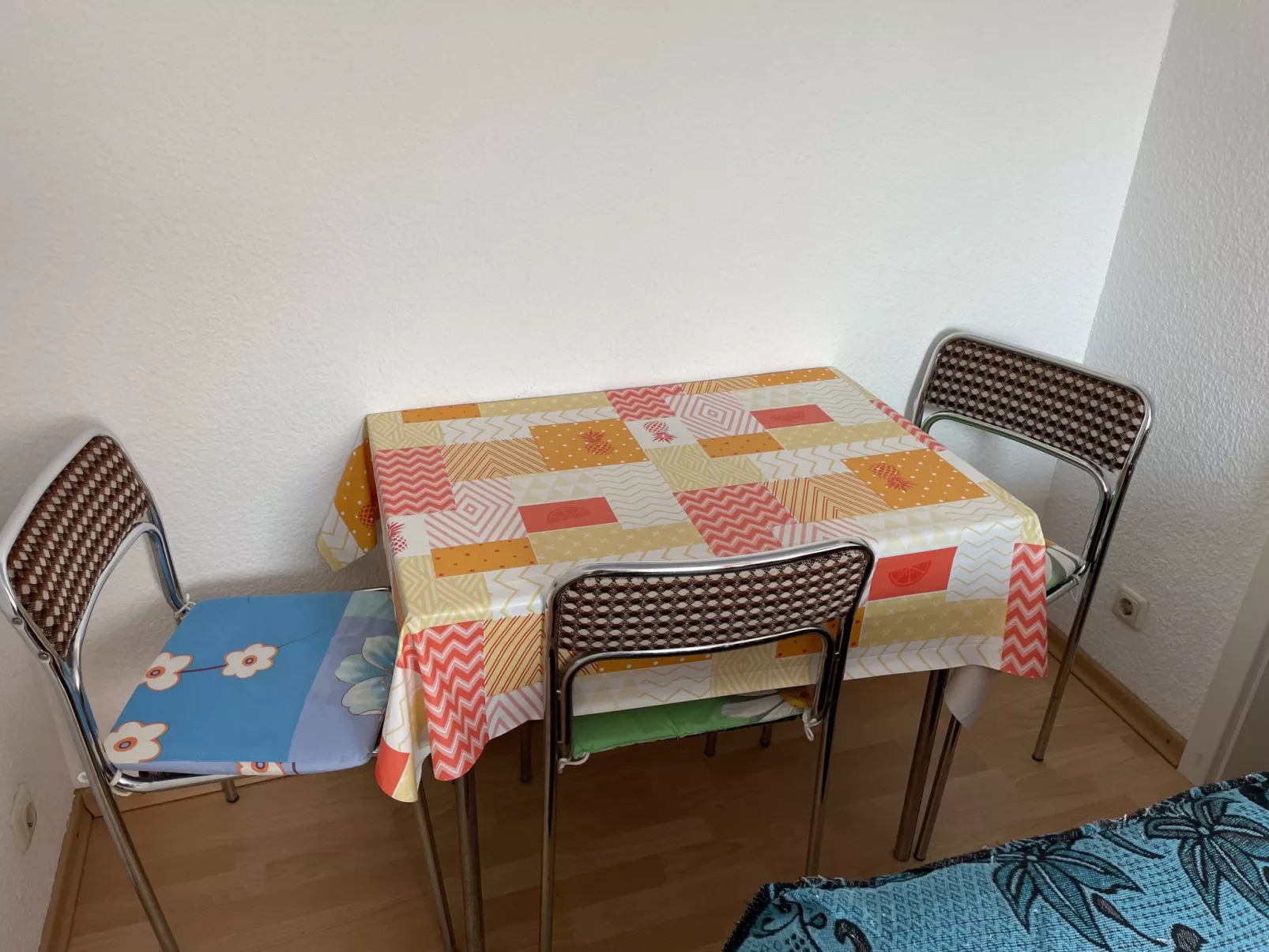 Old Hüsung (MUZ322)-Inside