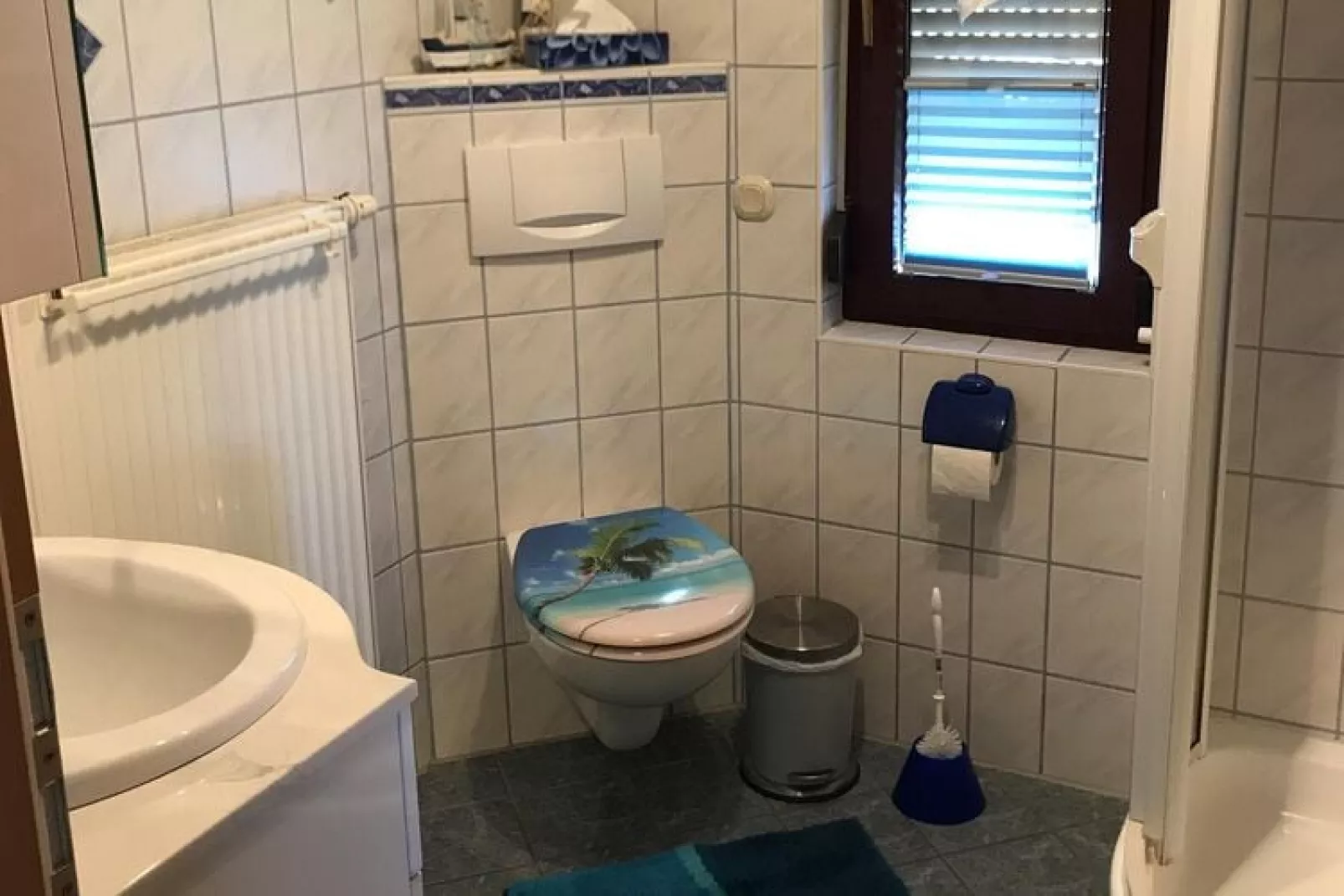 Rhönblick-Bathroom