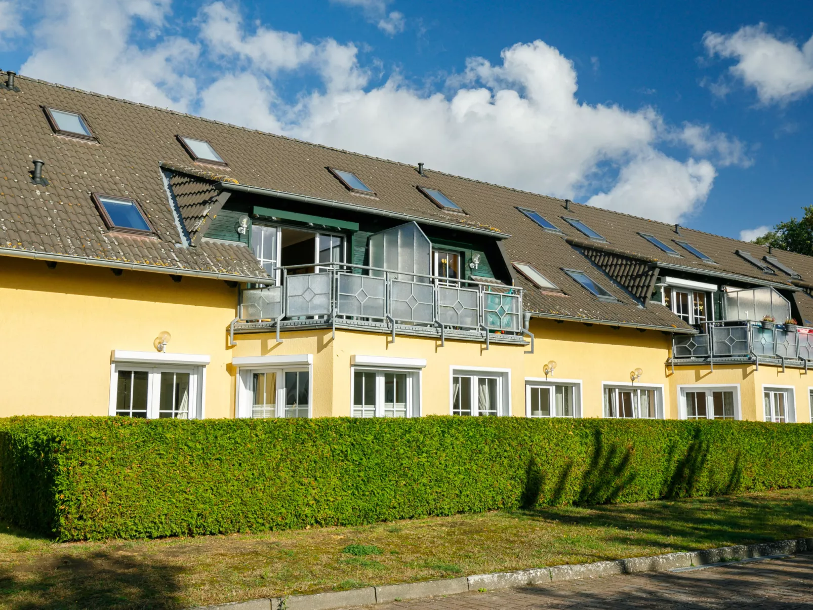 Müller (App. 11 )-Outside