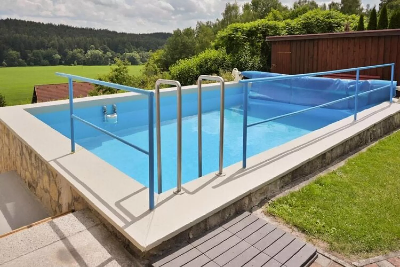 4 Pers 85qm-Schwimmbad