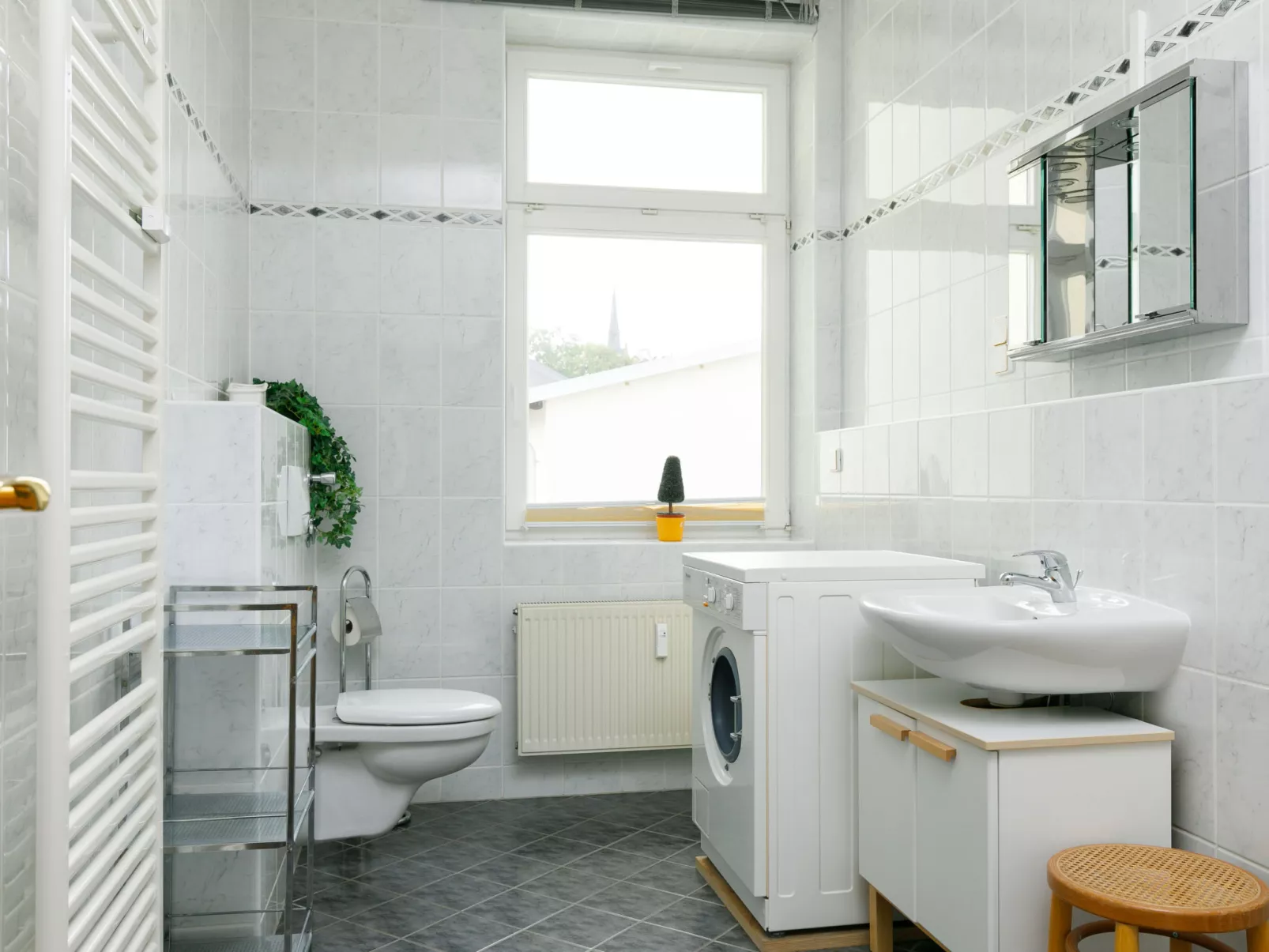 Famulla-Schulze-Inside