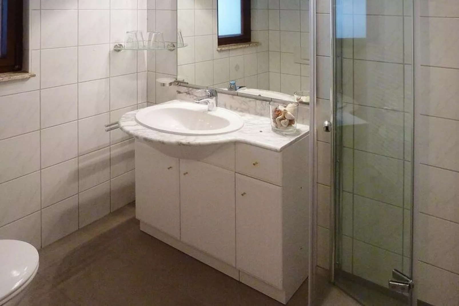 4 Pers 85qm-Badezimmer