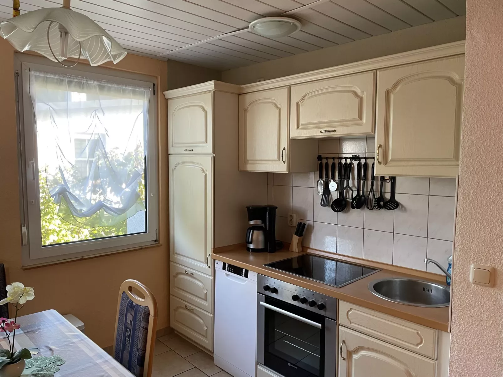 Am Walde-Inside