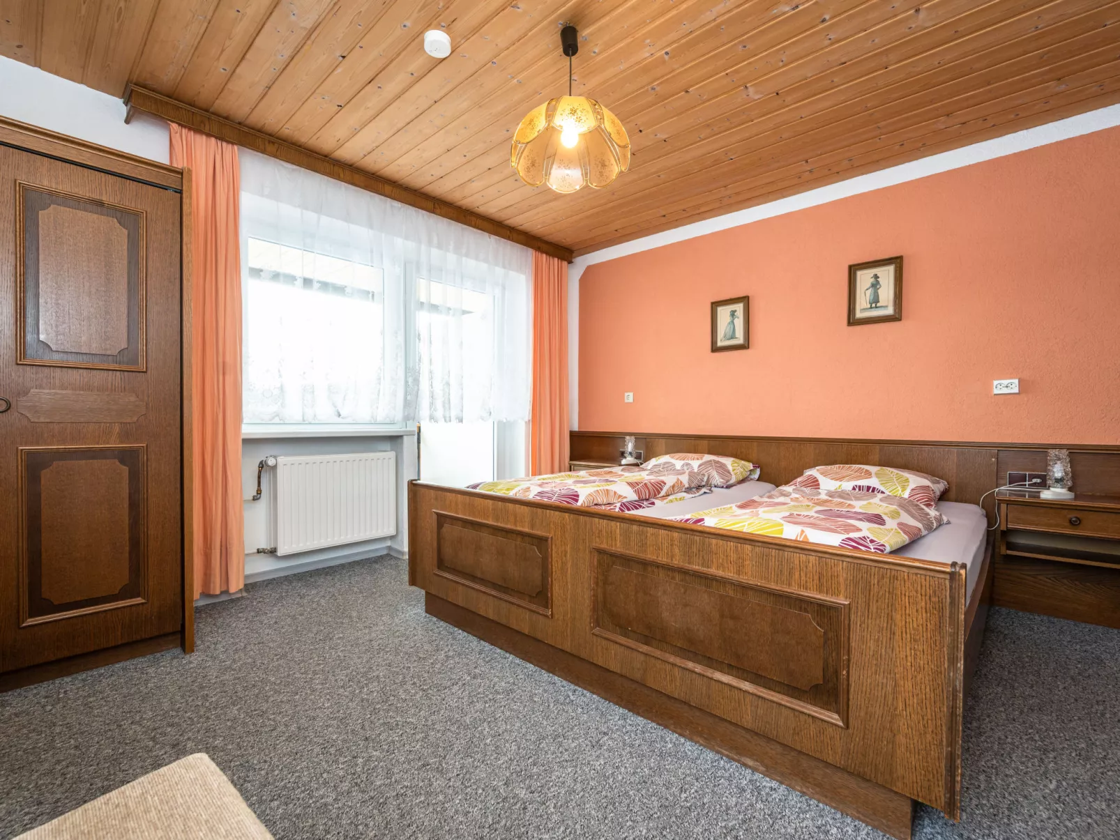 Bayerisch Häusl-Inside