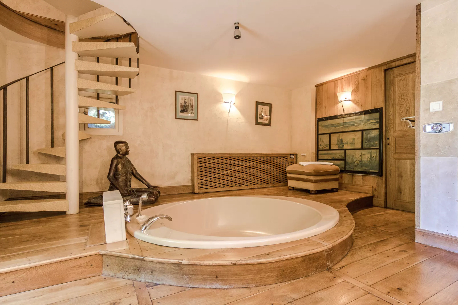 Manoir de la Baronie 21P-Bathroom