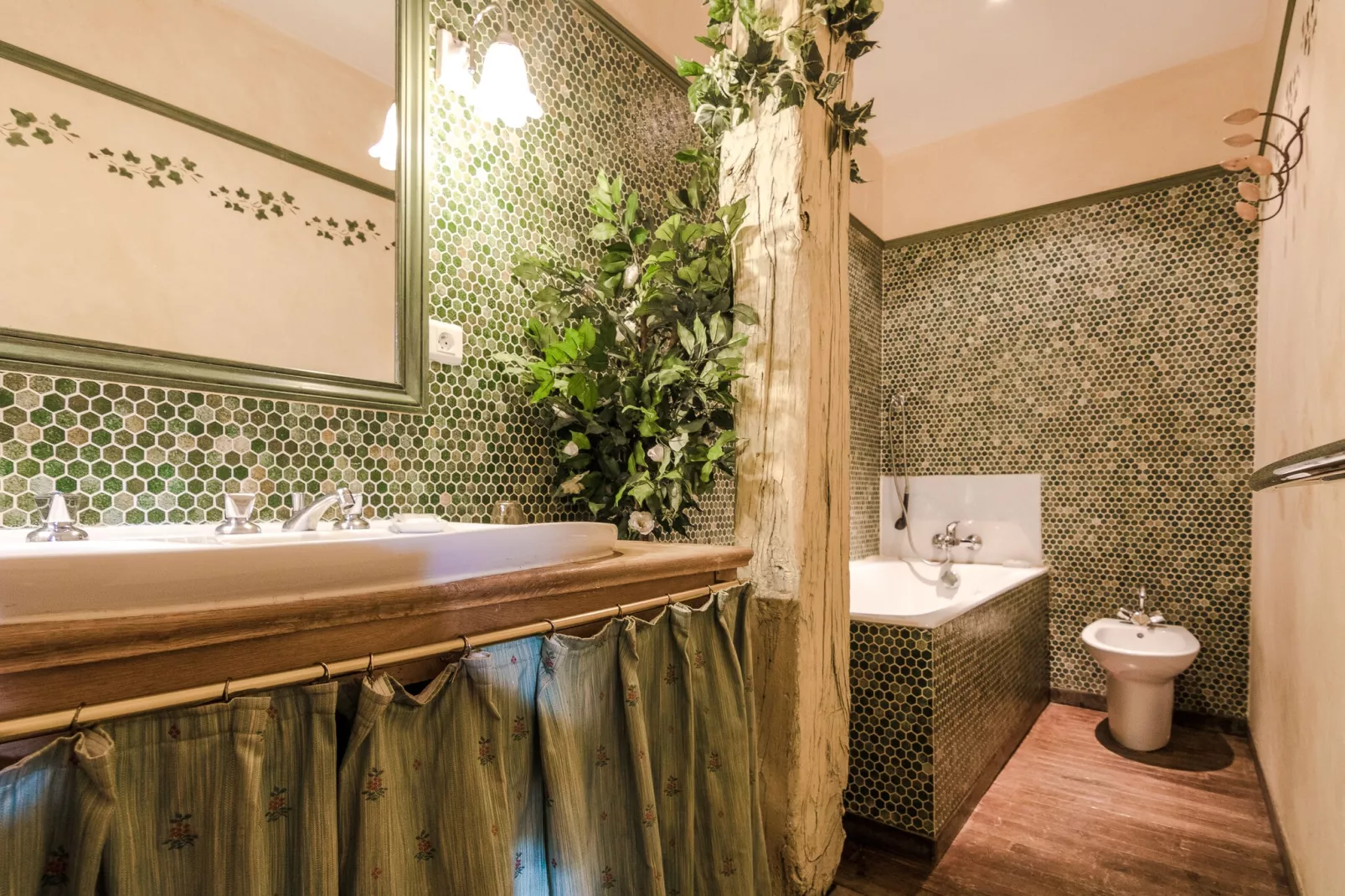 Manoir de la Baronie 21P-Bathroom