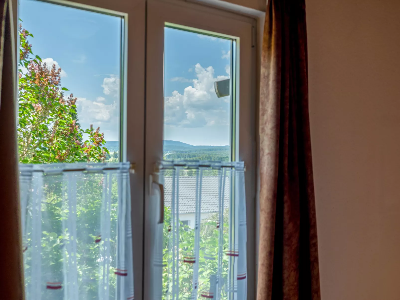 Schöne Aussicht-Outside