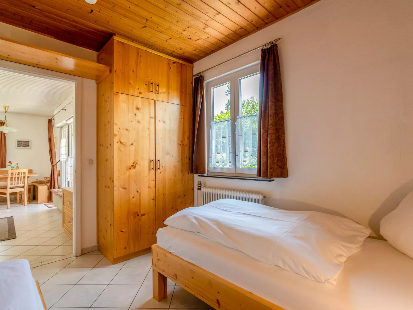 Schöne Aussicht-Inside
