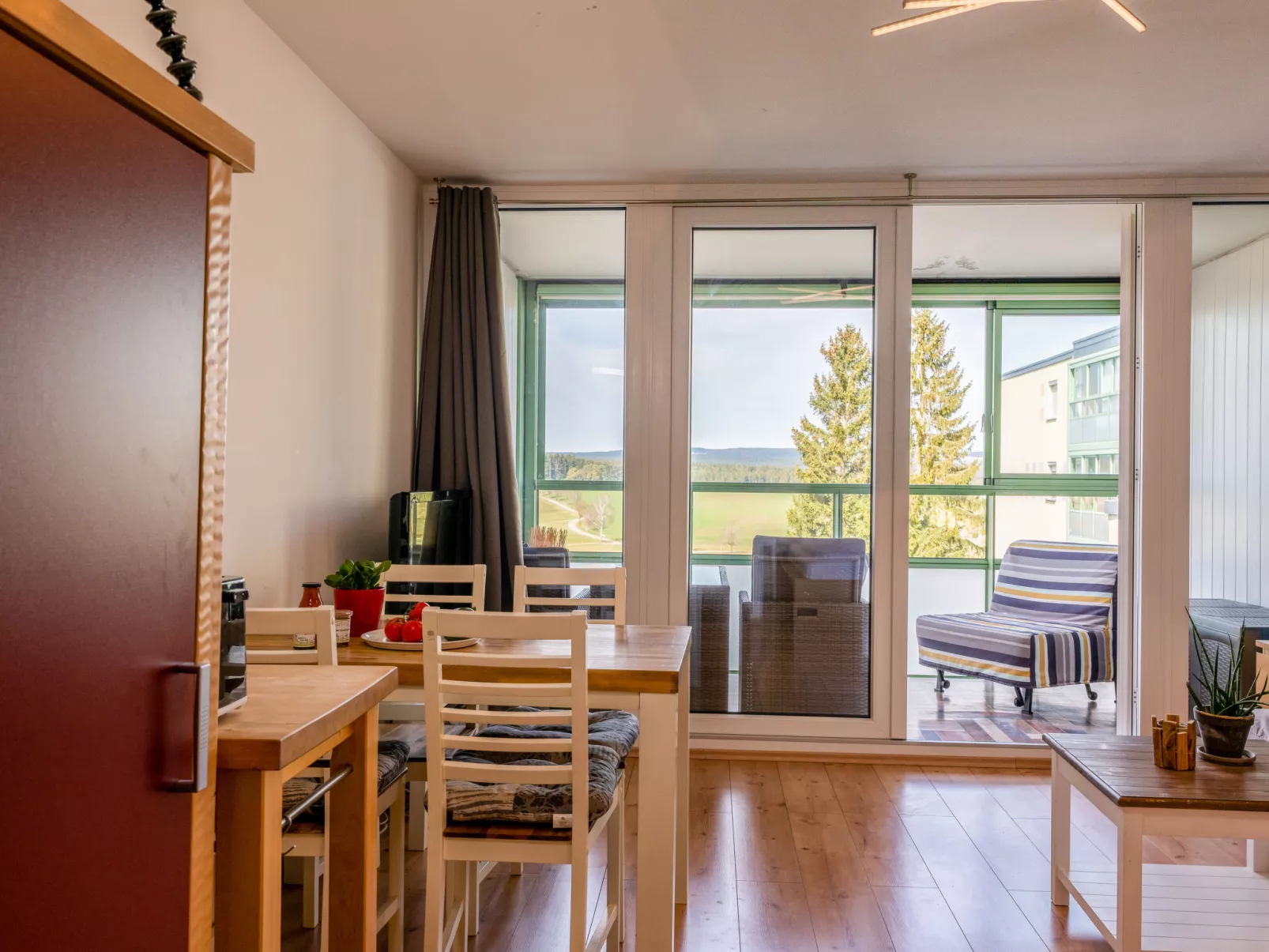 Donau (B 77)-Inside