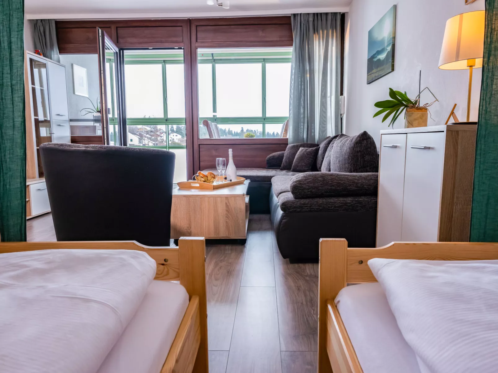Wald und Wiese (B 94)-Inside