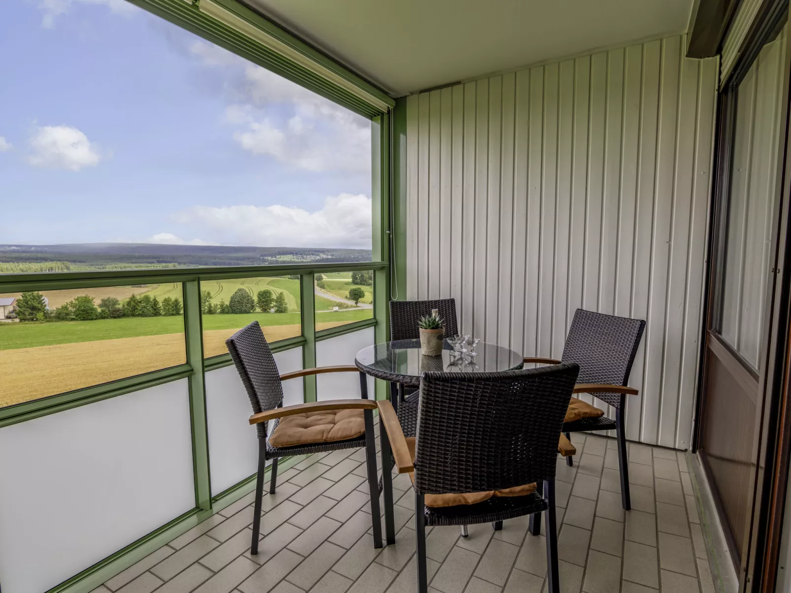 Schönblick (F 55)-Outside