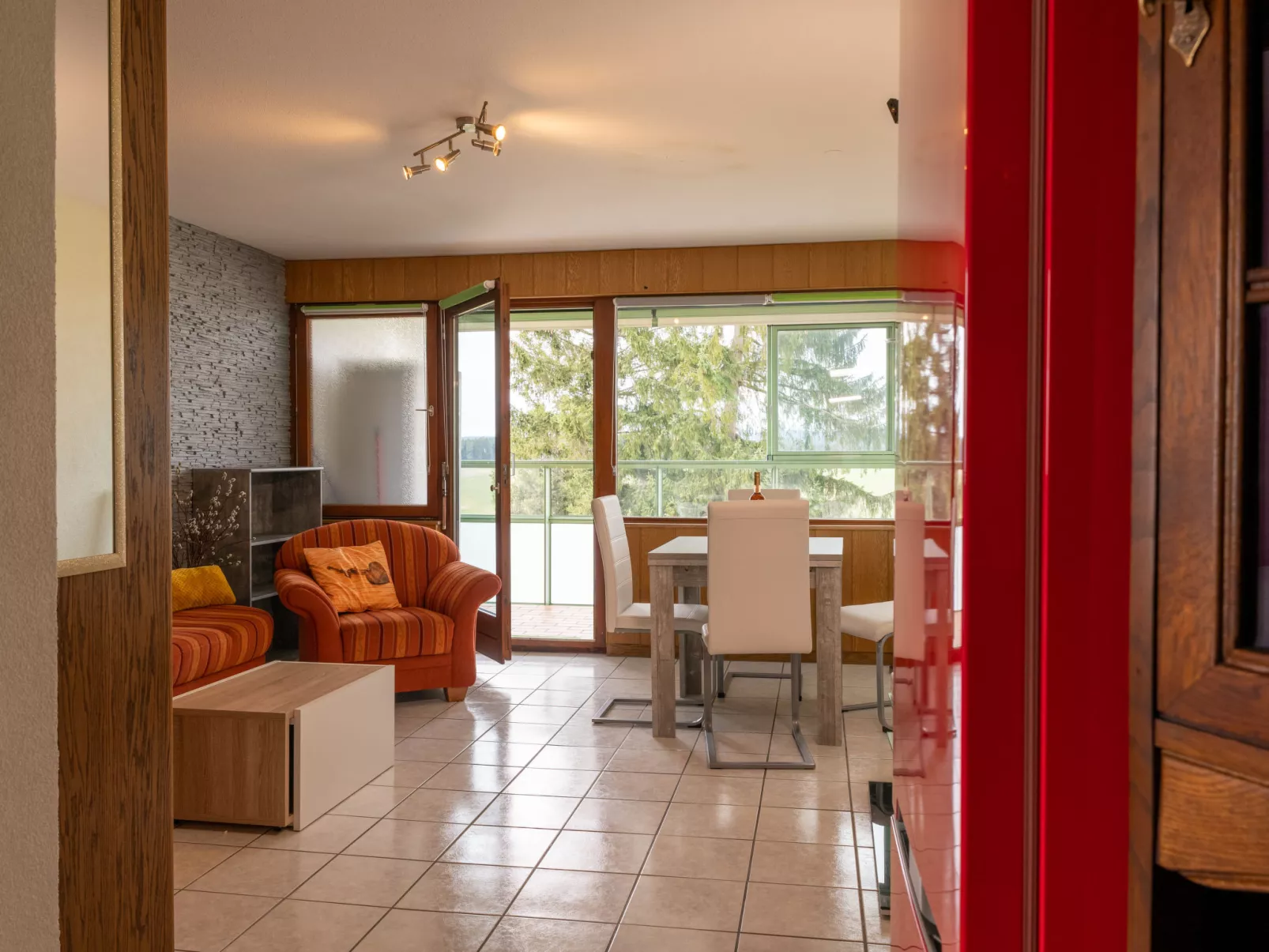 Buntspecht (G 25)-Inside