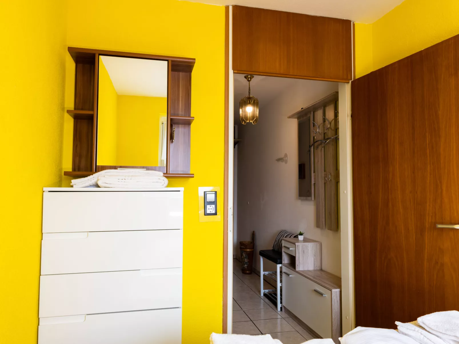 Buntspecht (G 25)-Inside