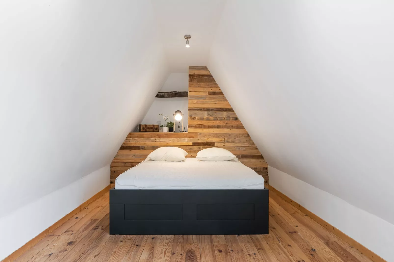 Le Moustier-Chambre