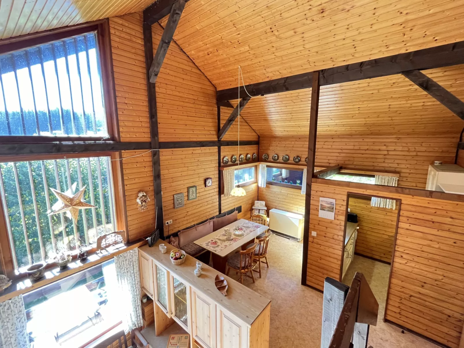 Rechbergblick (BEU302)-Inside